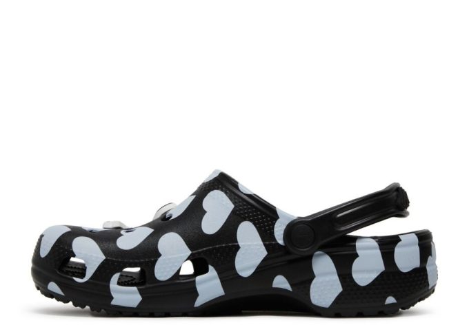 Awake NY x Classic Clog „Home Is Where The Heart Is – Black“