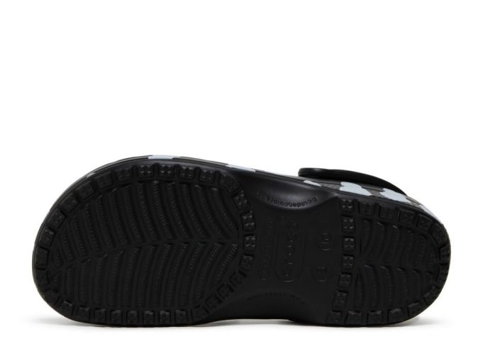 Awake NY x Classic Clog „Home Is Where The Heart Is – Black“