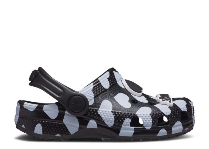 Awake NY x Classic Clog Kids „Home Is Where The Heart Is – Black“
