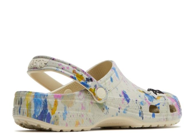 Awake NY x Classic Clog „Paint Drip“