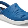 Boty Crocs LiteRide Flash Modré unisex sandály 204592-4SB
