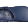 Crocs 2 ploché sytě modré sandály 205619-410