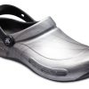 Crocs Bistro Graphic Clogs „Silver Black“ 204044-041