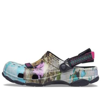 Crocs Classic All-Terrain Clog Desert Pattern Stylové Ležérní Unisex vícebarevné sandály 207340-90H