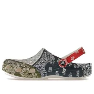 Crocs Classic Bandana Clogs „Green Blue Red“ 206871-90H