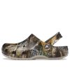 Crocs Classic Clog x thisisnevertth x Realtree Clogs „Edge Camo Walnut“ 207631-267