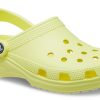 Crocs Classic dřevák Beach Unisex žluté sandály 10001-75U