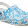 Crocs Classic Duke Print dřeváky „Blue White“ 210003-4OX