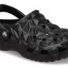 Crocs Classic Geometric Clogs „Black“ 209563-001