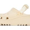 Crocs Classic Hiker Xscape Clog „Vanilla“ 208365-108