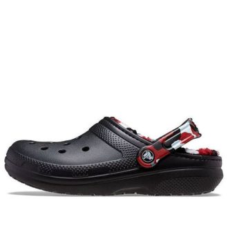 Crocs Classic Lined Camo Clog „Black & Red“ 208047-063