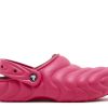 Crocs Classic Overpuff lemovaný dřevák „Dragon Fruit“ Crocs Classic Overpuff lemovaný dřevák „Dragon Fruit“