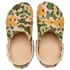 Crocs Classic Printed Camo Clog „Khaki Green“ 206454-2Y6