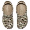 Crocs Classic Printed Camo Clogs „Brown“ 894825