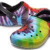 Crocs Classic Tie Dye Stay Warm Cozy Crocs Sportovní pantofle Unisex Purple Red 206341-988 Crocs Classic Tie Dye Stay Warm Cozy Crocs Sportovní pantofle Unisex Purple Red 206341-988