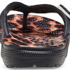 Crocs Classic zvířecí žabky Unisex Leopard s potiskem „Black Leopard“ 207872-0CU Crocs Classic zvířecí žabky Unisex Leopard s potiskem „Black Leopard“ 207872-0CU