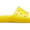 Crocs Cozy protiskluzové sportovní pantofle Unisex žluté 206121-7C1