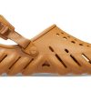 Crocs Echo Clogs „Sand“ 207937-202