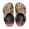 Crocs (GS) Classic All-Terrain Camo Clogs „Brown Green Black“ 207327-960