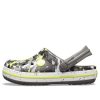 Crocs (GS) Crocband Camo Printed Clogs „Grey Black Yellow“ 205301-0ED