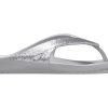 Crocs Kadee II Minimalistické útulné sportovní pantofle Unisex Silver 207314-040