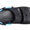 Crocs klasické terénní sandály „Black Light Blue“ 207711-0ZQ