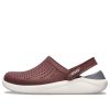 Crocs LiteRide Unisex hnědé sandály 204592-616