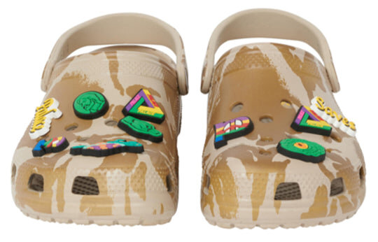 Crocs Palace x Classic Clog „Tan Camo“ 207451-960 Crocs Palace x Classic Clog „Tan Camo“ 207451-960