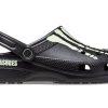 Crocs Pleasures x Classic Clog „Skeleton – Glow in the Dark“ 208267-001