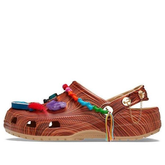 Crocs SZA x Classic Clog „Woodgrain“ 207390-90H Crocs SZA x Classic Clog „Woodgrain“ 207390-90H