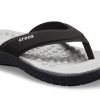 Crocs (WMNS) Žabky Reviva Black 205473-060