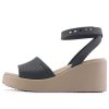Crocs (WMNS) Brooklyn kotníkové sandály na klínku „Black Beige“ 209406-07H