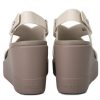 Crocs (WMNS) Brooklyn lehké cementově šedé sandály „Gray“ 206222-16T