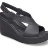 Crocs (WMNS) Brooklyn útulné protiskluzové sportovní černé sandály 206222-060