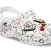 Crocs (WMNS) Cruella 2 x Classic Clog „Stay Weird“ 207402-100