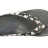 Crocs (WMNS) Kadee 2 potištěné žabky „Floral Black“ 205998-97J