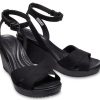 Crocs (WMNS) Leigh II Cross Strap kotníkové sandály na klínu „Černá“ 204950-060
