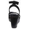 Crocs (WMNS) Leigh II Cross Strap kotníkové sandály na klínu „Černá“ 204950-060