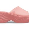 Crocs (WMNS) Skyline Slides „Guava“ 208182-6UI