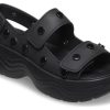 Crocs (WMNS) Skyline studded sandály „černá“ 209025-001