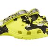 Crocs x MCM Camouflage Print Clogs „Neon Yellow“ MEXCSMM27YN
