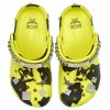 Crocs x MCM Camouflage Print Clogs „Neon Yellow“ MEXCSMM27YN