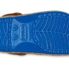 Crocs x Toy Story klasický dřevák „Woody“ 209446-4GX
