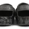Černé sandály Crocs Beach „Šedá bílá“ 206230-07I