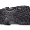 Černé sandály Crocs Classic Clog Pattern 206565-066
