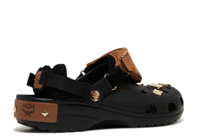 MCM x Classic Clog „Mini Fanny Pack – Black“