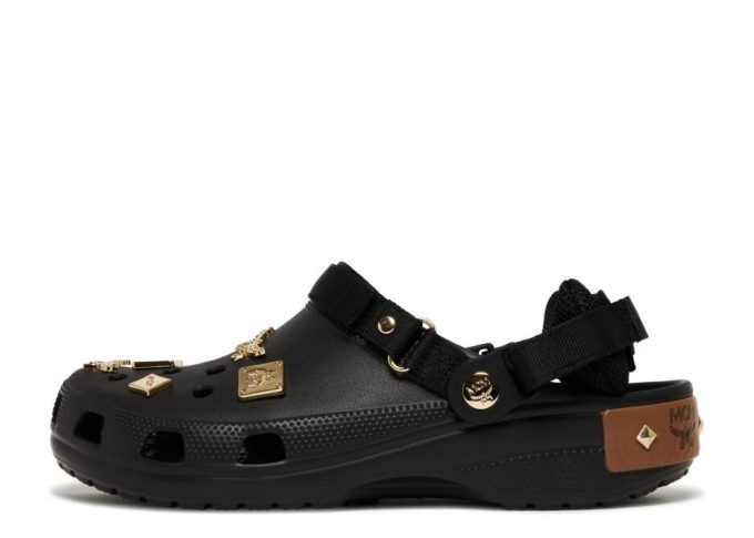 MCM x Classic Clog „Mini Fanny Pack – Black“