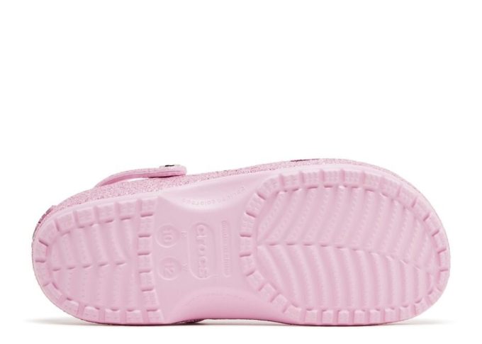 Mean Girls x Classic Clog „Ve středu nosíme růžovou“