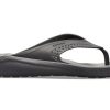 Minimalistické plážové žabky Crocs LiteRide tmavě šedé 205182-0DD