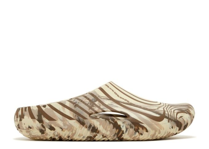 Palace x Mellow Slide „Bone“
